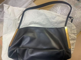 ジrクラスプラインショルダーバッグ レザーBlackブラッCELINE t1- Clasp Shouldeク美品中古